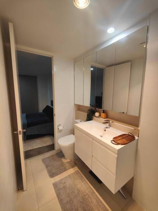 Lakeside Apartment, Walking Distance To Foreshore Kingston Luaran gambar